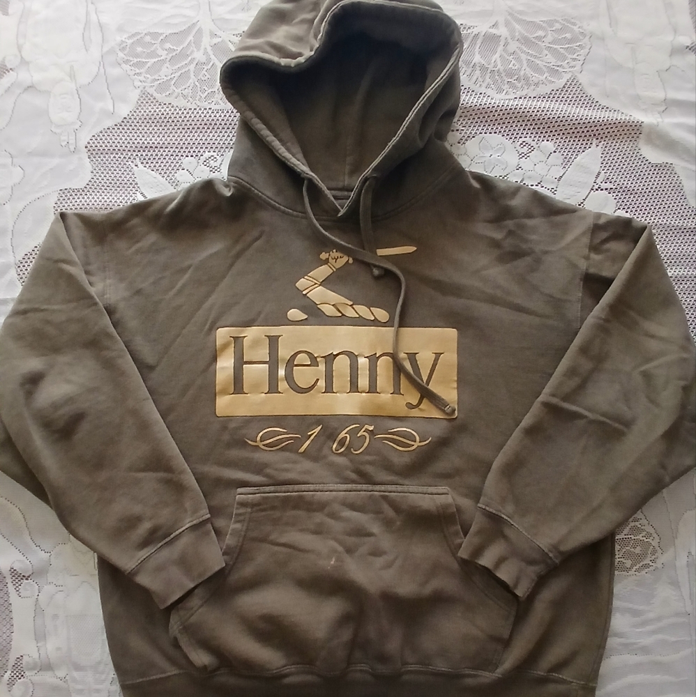 #050 Henny Hoodie Sweater